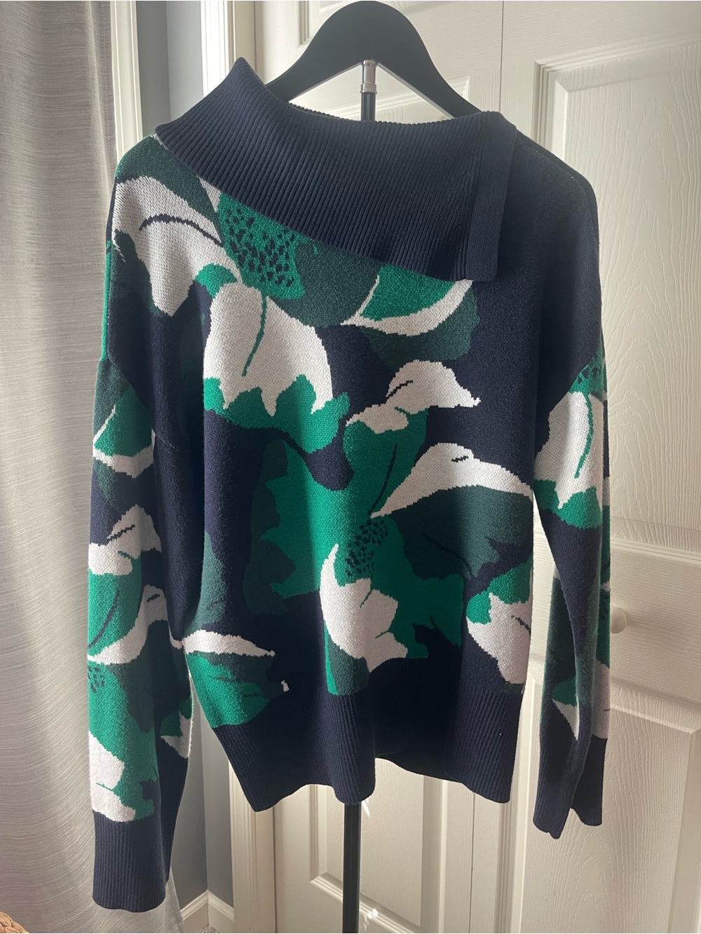 Liz Claiborne Navy, Green & White Floral Funnel Neck Sweater